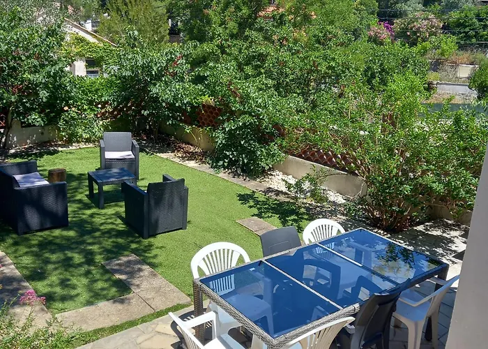 Villa A Marseille Dans Un Cadre Bucolique